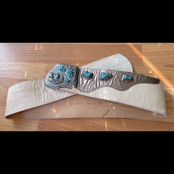 One of a kind incredidable leather belt - Picture 2 of 15